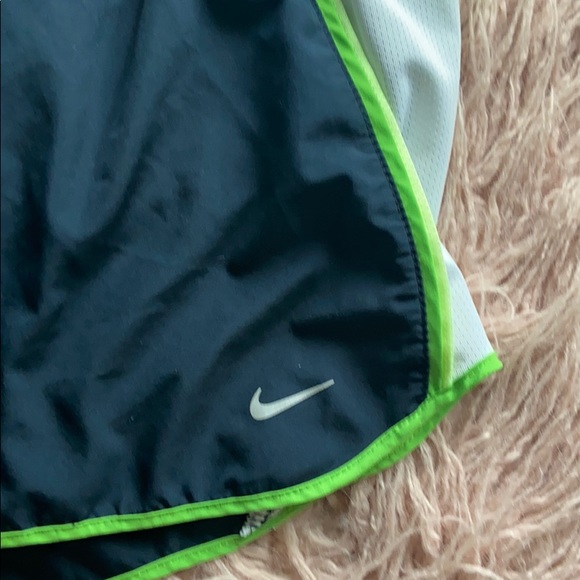 Nike athletic shorts - Picture 2 of 4